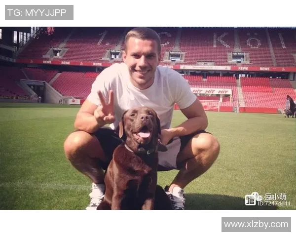 与足球球星约会：揭开明星生活背后的浪漫与挑战