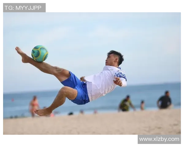 外国足球巨星齐聚三亚展开精彩热身赛 见证足球魅力与热情碰撞 外国足球巨星齐聚三亚展开精彩热身赛 见证足球魅力与热情碰撞