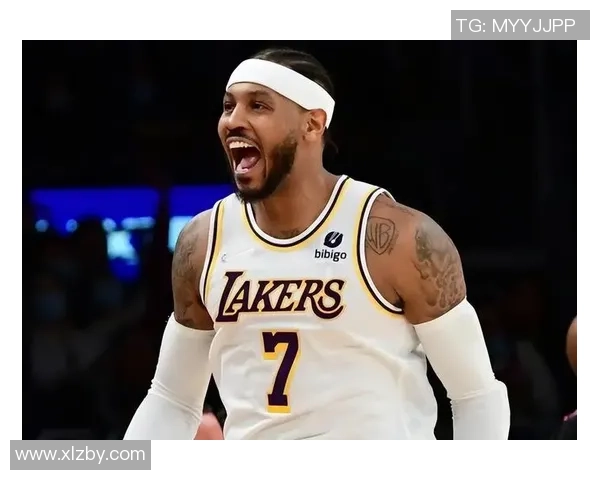 球星情感互动频频登场 足球场外的爱与激情故事 球星情感互动频频登场 足球场外的爱与激情故事