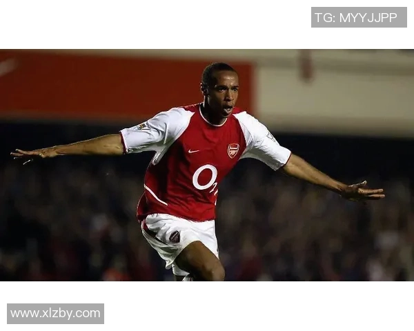 超级足球巨星亨利的传奇生涯与辉煌瞬间全面回顾